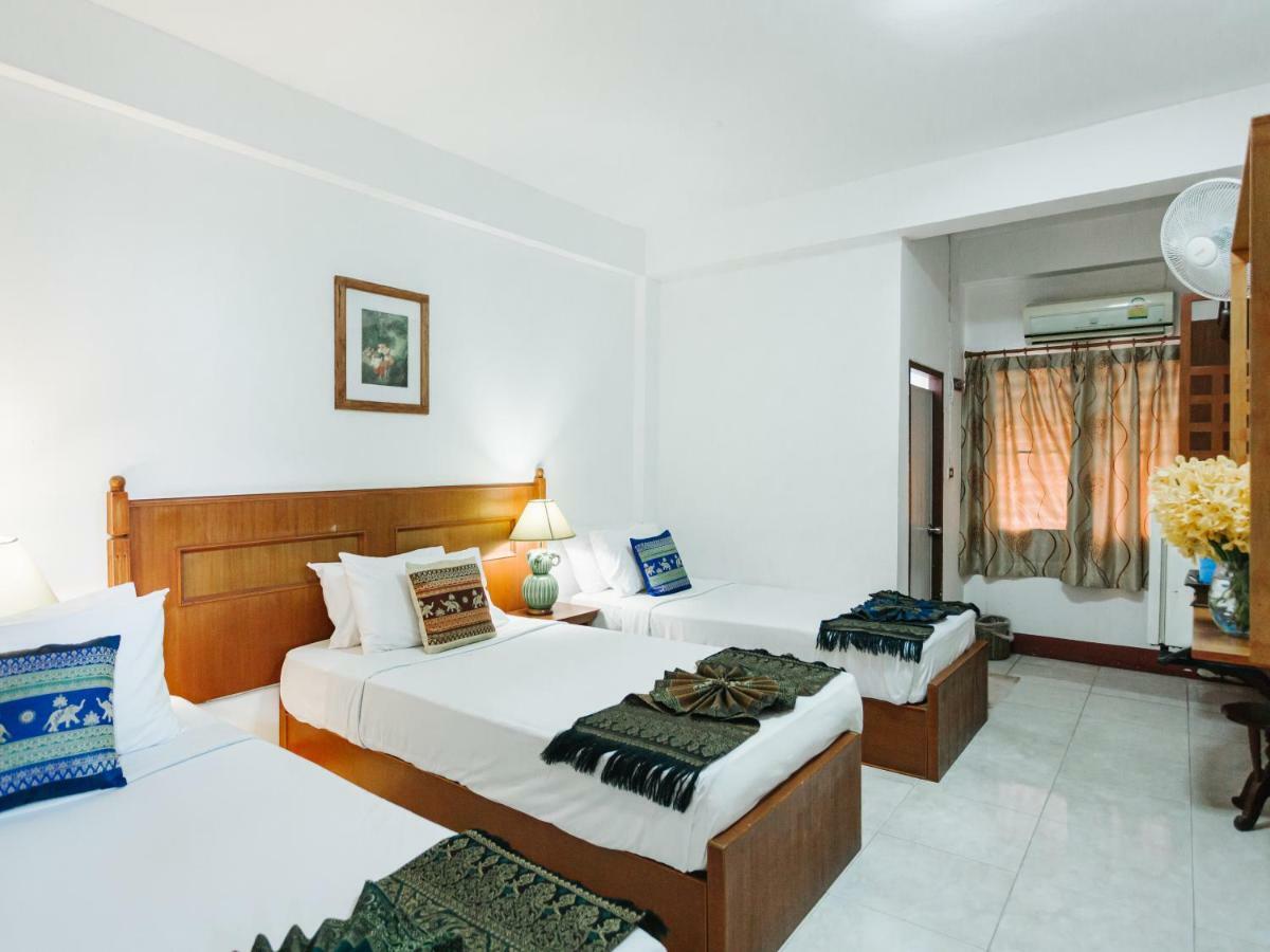 Rendezvous Oldtown Chiangmai Hotel Chiang Mai Bagian luar foto