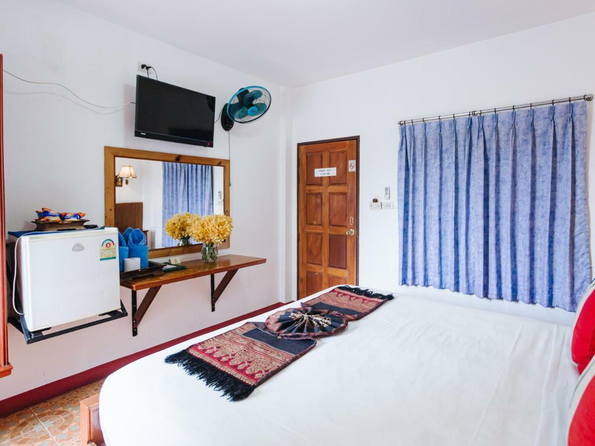 Rendezvous Oldtown Chiangmai Hotel Chiang Mai Bagian luar foto